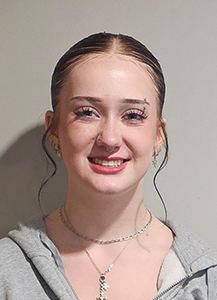 Chloe - Teachers Aide